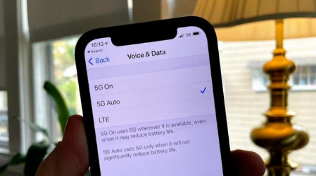 武昌苹果手机维修分享iPhone 12如何打开或关闭5G网络 